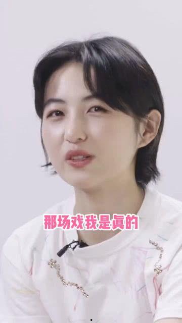 张子枫遇到吃瓜群众,现场互动温馨满满